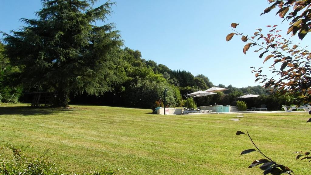 Chambres D'Hotes Domaine De Compostelle Casteide-Candau Eksteriør billede