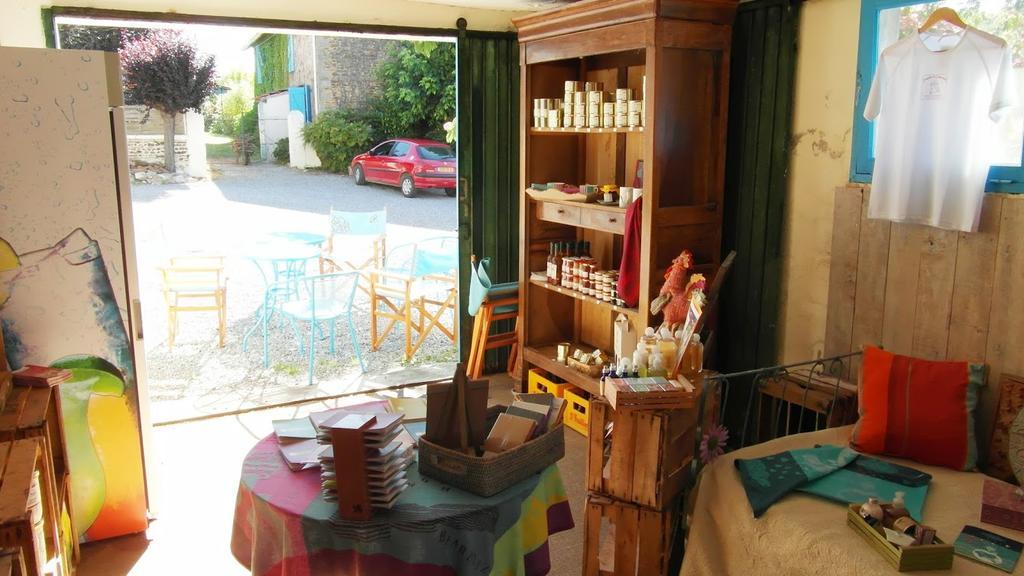 Chambres D'Hotes Domaine De Compostelle Casteide-Candau Eksteriør billede
