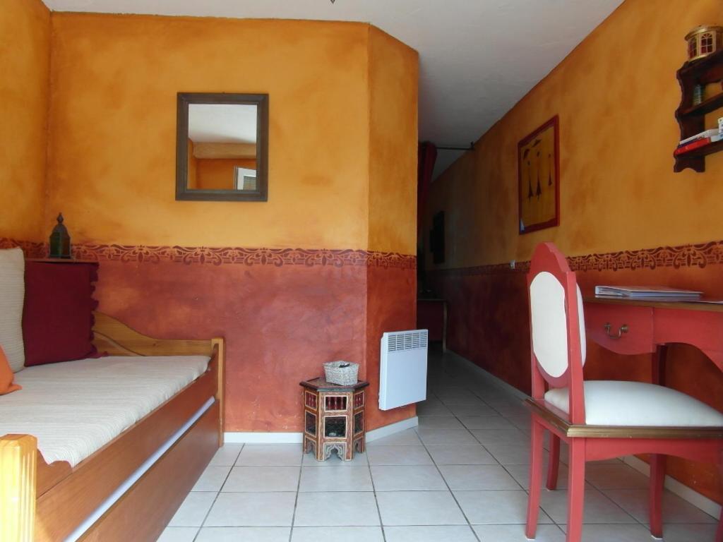 Chambres D'Hotes Domaine De Compostelle Casteide-Candau Værelse billede