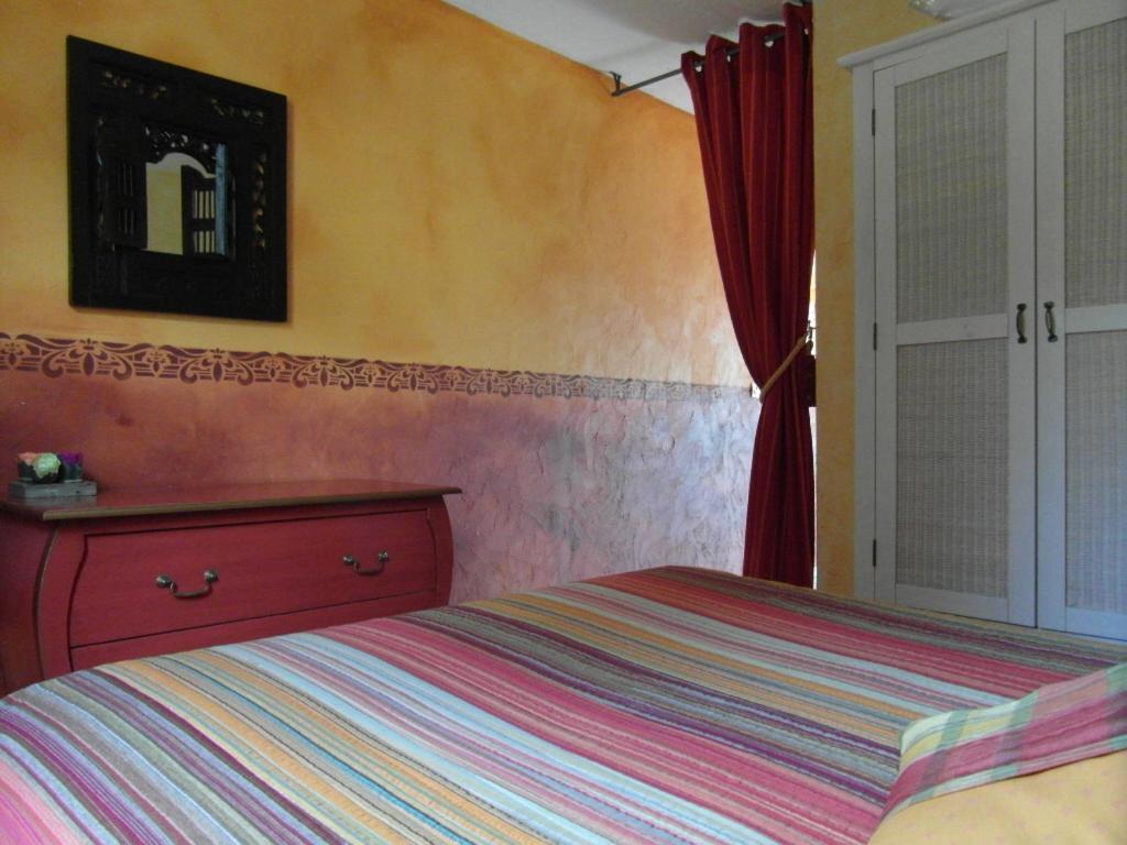 Chambres D'Hotes Domaine De Compostelle Casteide-Candau Værelse billede