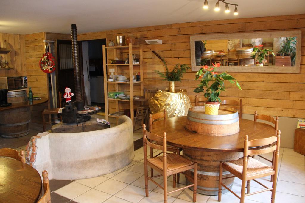 Chambres D'Hotes Domaine De Compostelle Casteide-Candau Eksteriør billede