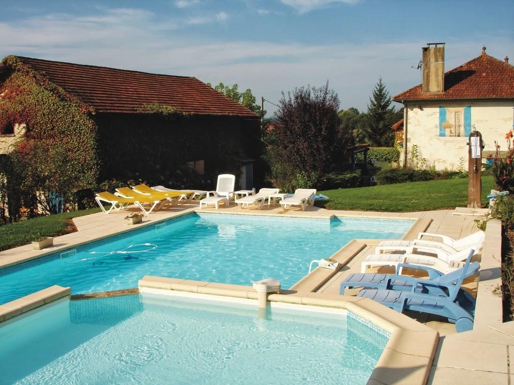 Chambres D'Hotes Domaine De Compostelle Casteide-Candau Eksteriør billede