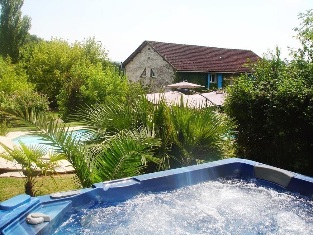 Chambres D'Hotes Domaine De Compostelle Casteide-Candau Eksteriør billede