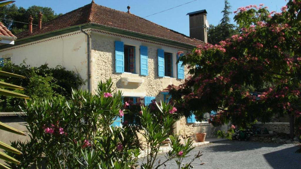 Chambres D'Hotes Domaine De Compostelle Casteide-Candau Eksteriør billede
