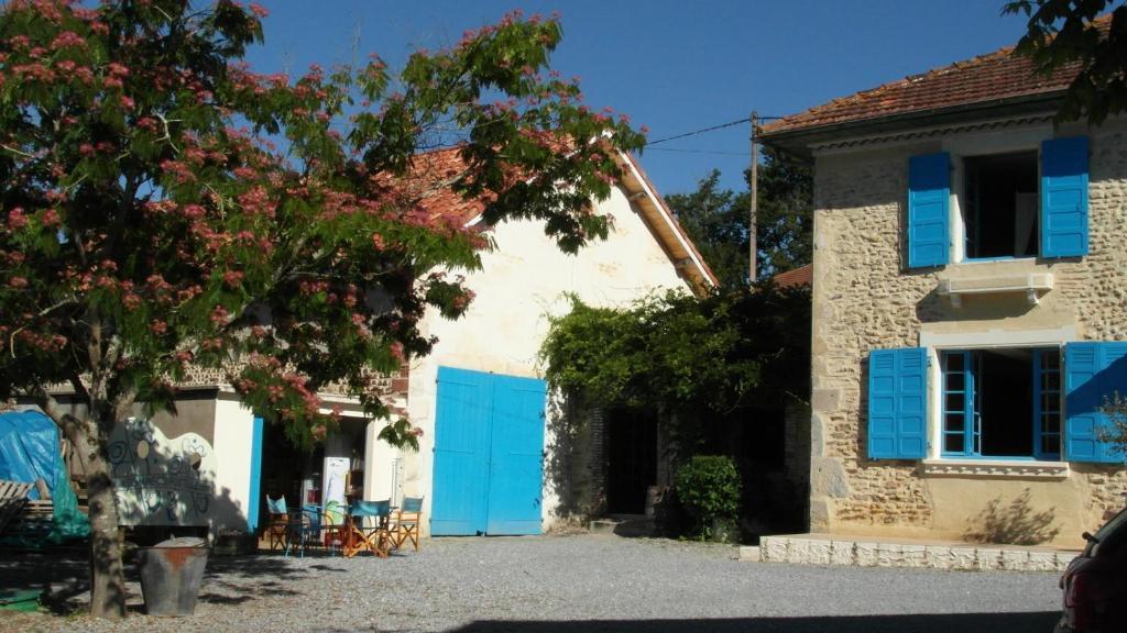 Chambres D'Hotes Domaine De Compostelle Casteide-Candau Eksteriør billede