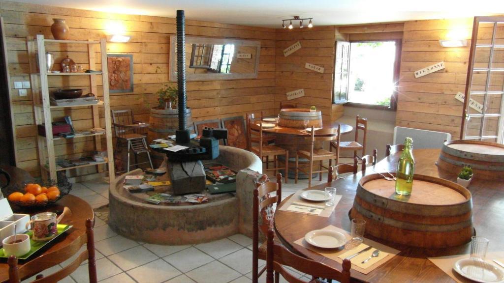 Chambres D'Hotes Domaine De Compostelle Casteide-Candau Eksteriør billede